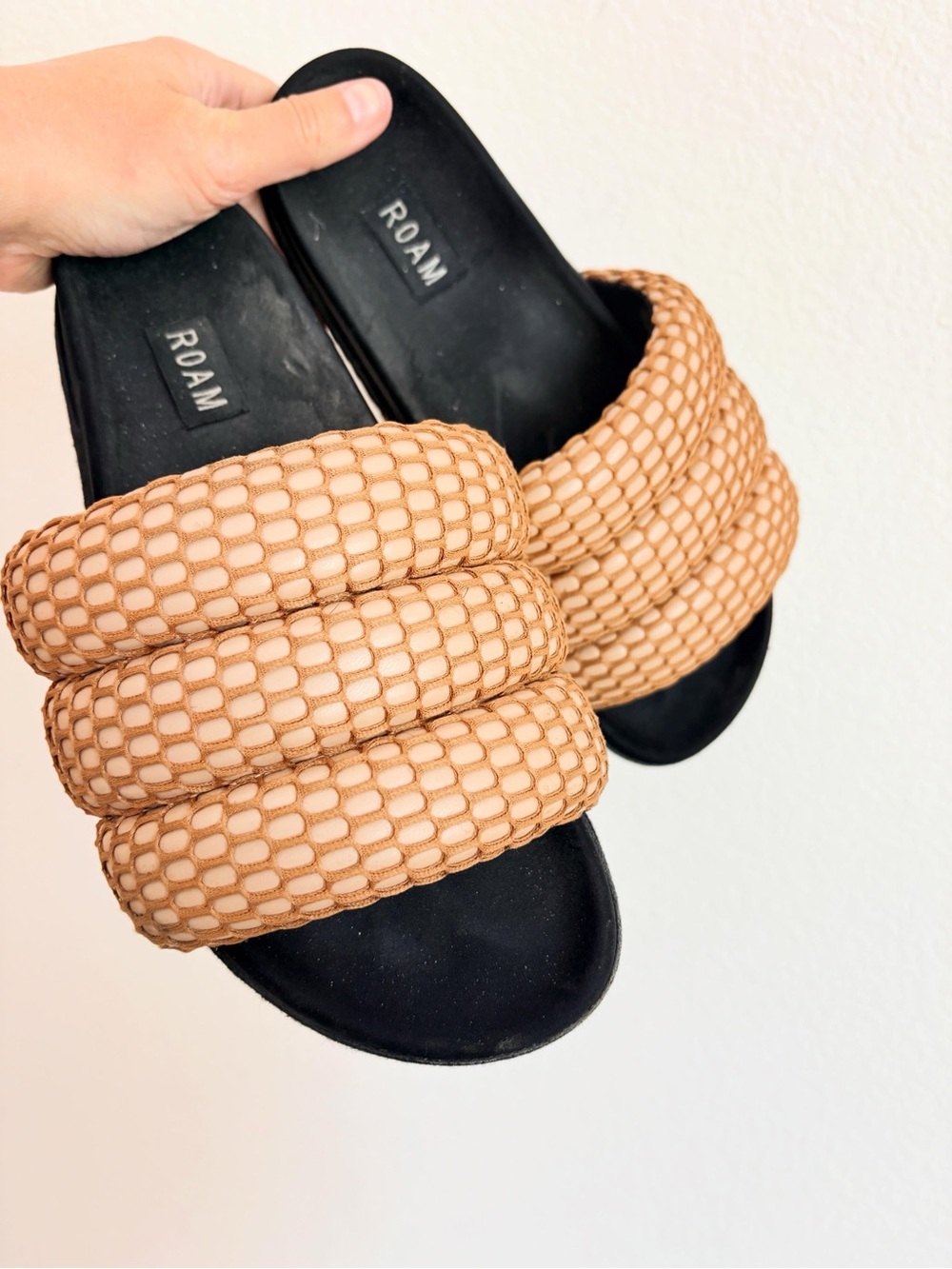 ROAM Puffy Mesh Slides in Nude